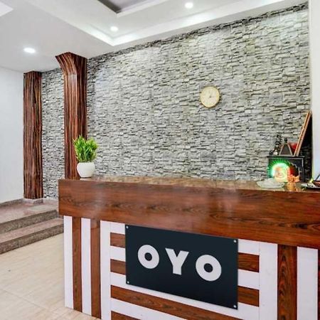 Hotel O Anshu B&B Új-Delhi Kültér fotó