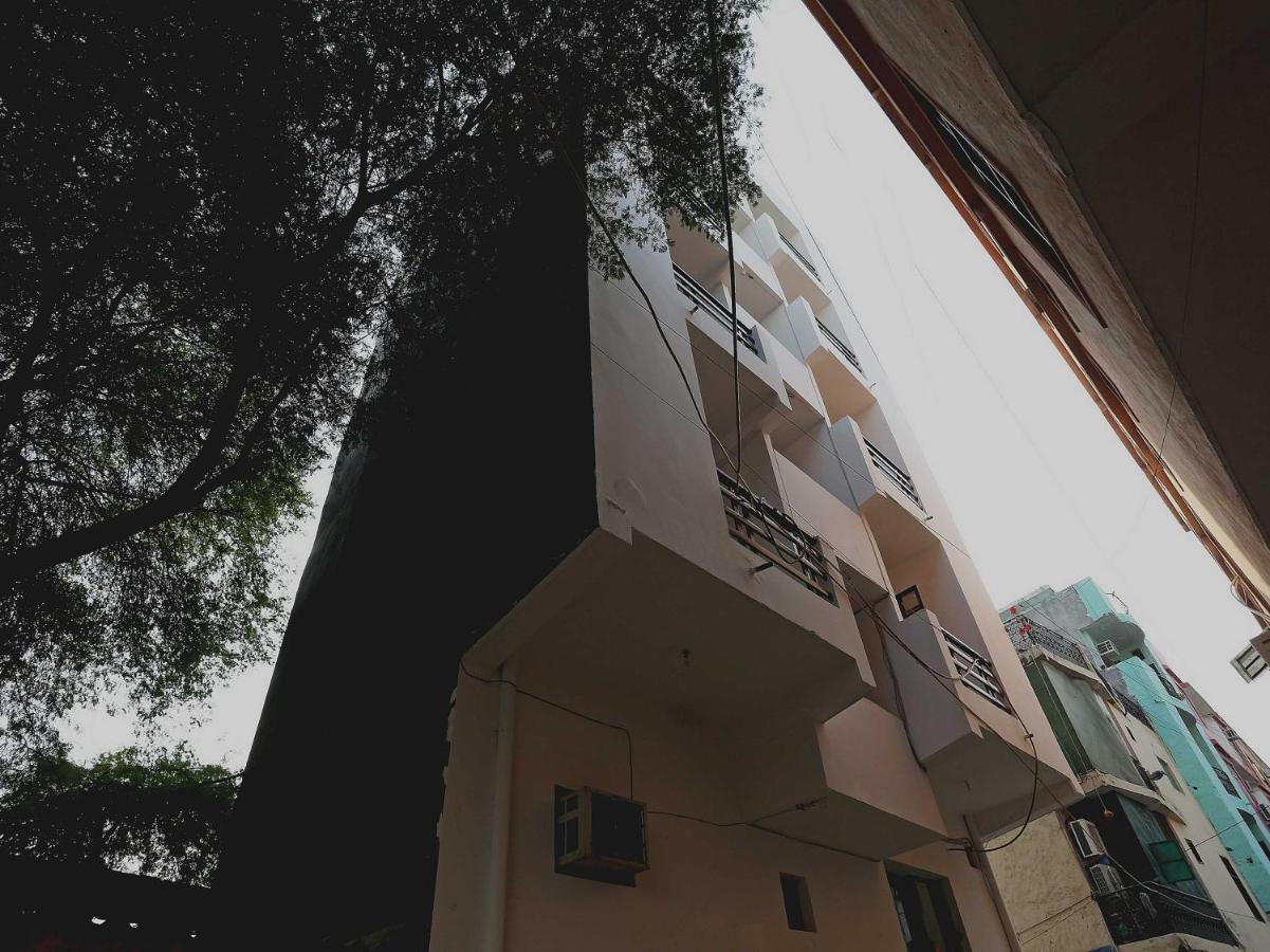 Hotel O Anshu B&B Új-Delhi Kültér fotó