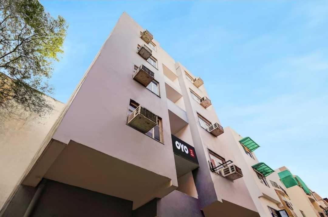 Hotel O Anshu B&B Új-Delhi Kültér fotó